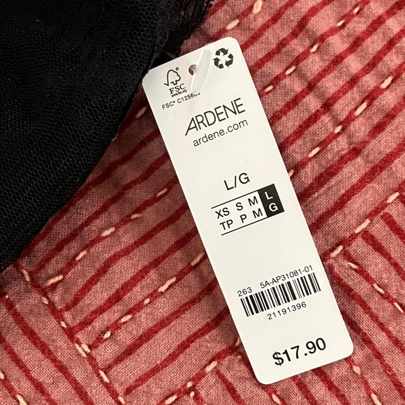 Rose + Vine Ardene teen/ women’s large Black Lace bralette (soft /no underwire ) - Picture 2 of 10